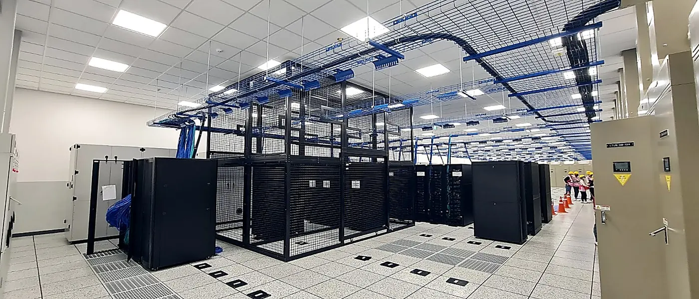 Cable tray and server rack installation in a data center